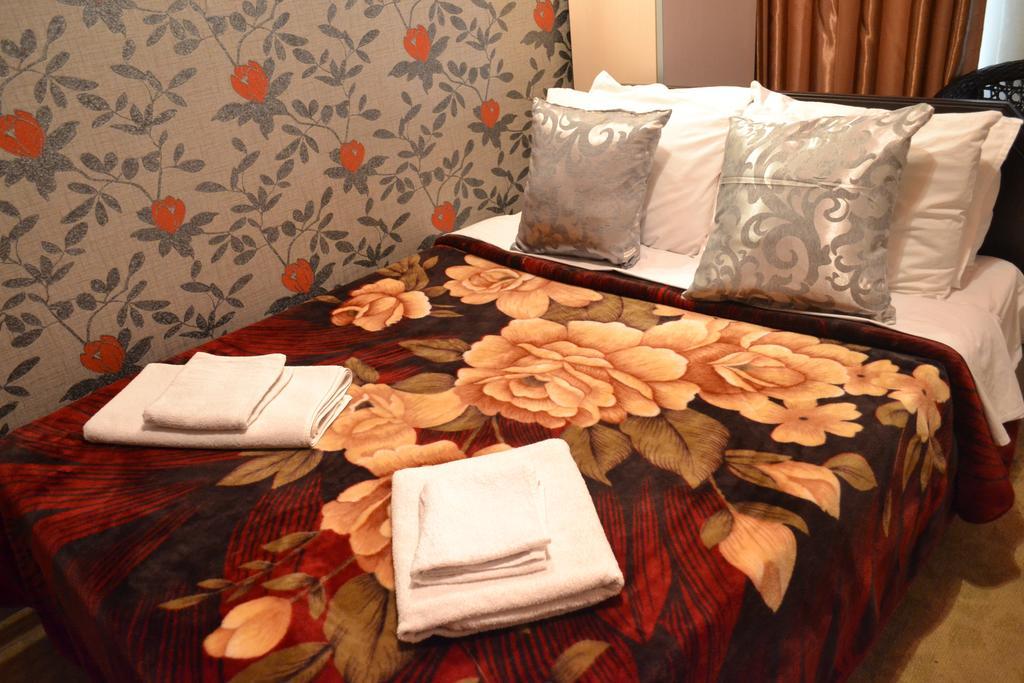 Hotel Elite House Batumi Exteriör bild