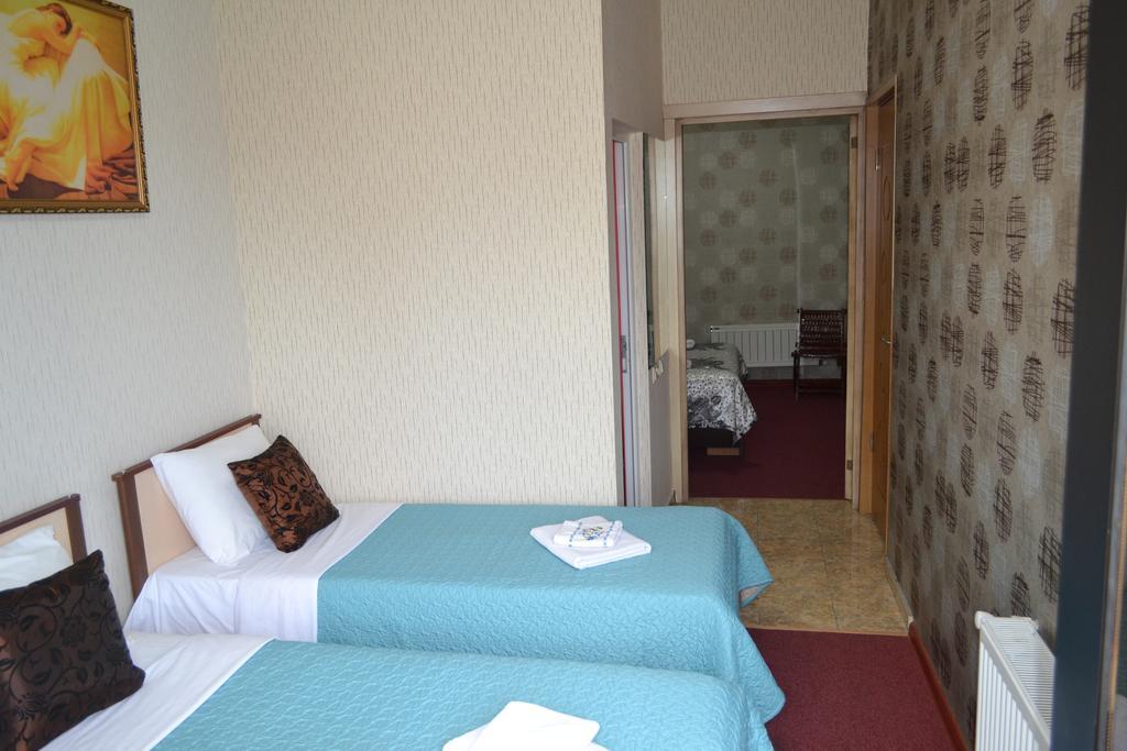 Hotel Elite House Batumi Exteriör bild