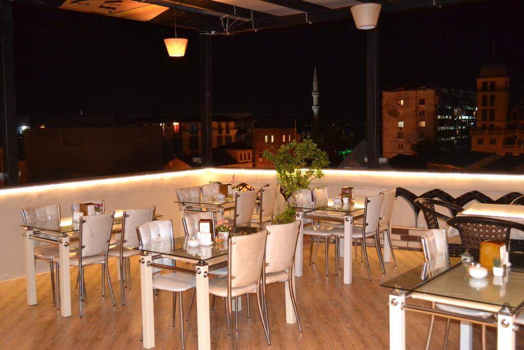 Hotel Elite House Batumi Exteriör bild